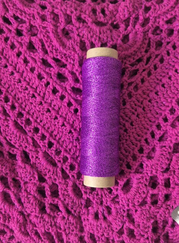 Chusta wykonana na szydełku - magenta - obrazek 3